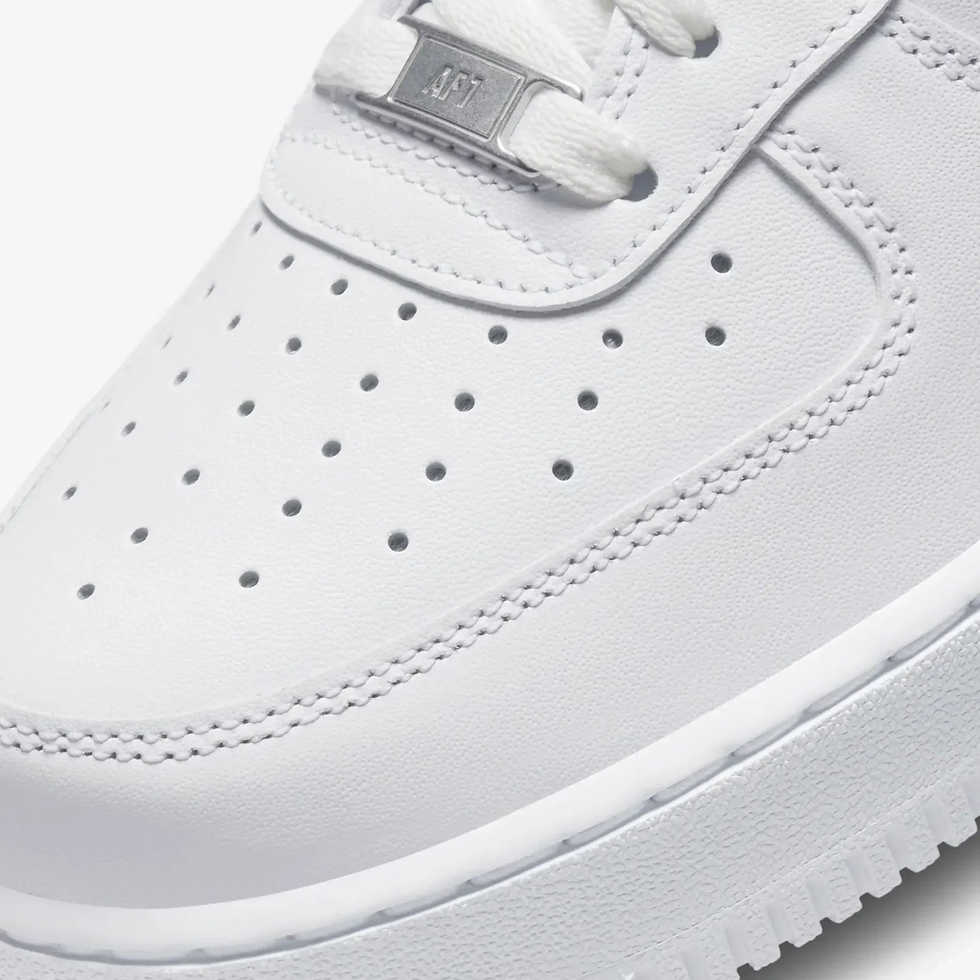 Nike Air Force 1 '07